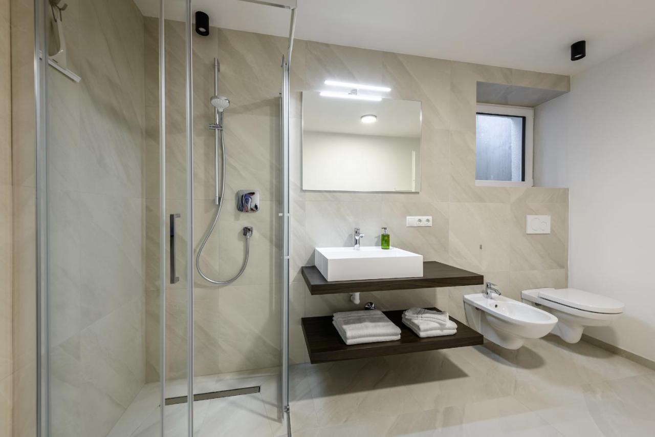 Sambock Quarter Pustrabase Apartment Брунико Екстериор снимка